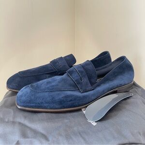 Hello! I am selling brand new Ermenegildo Zegna